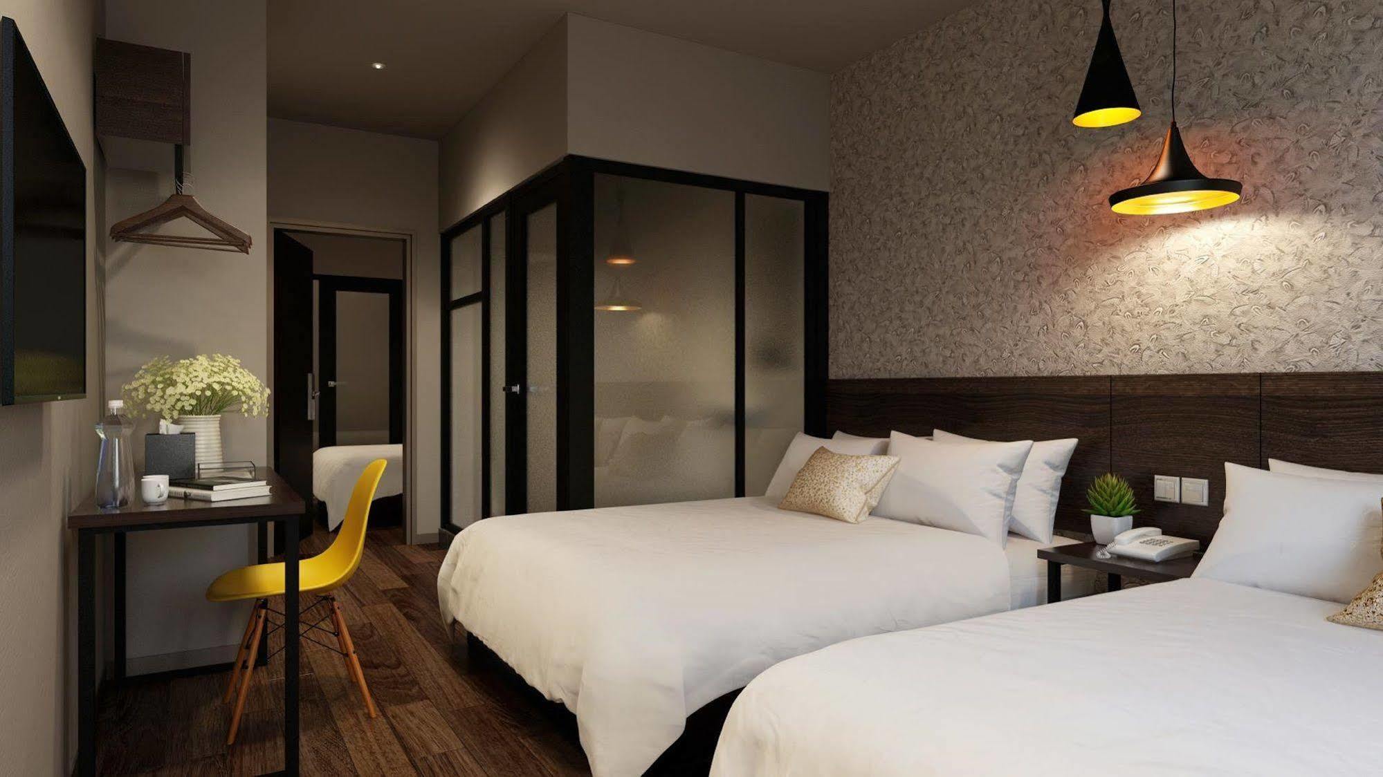 The Square Hotel Skudai Exterior photo